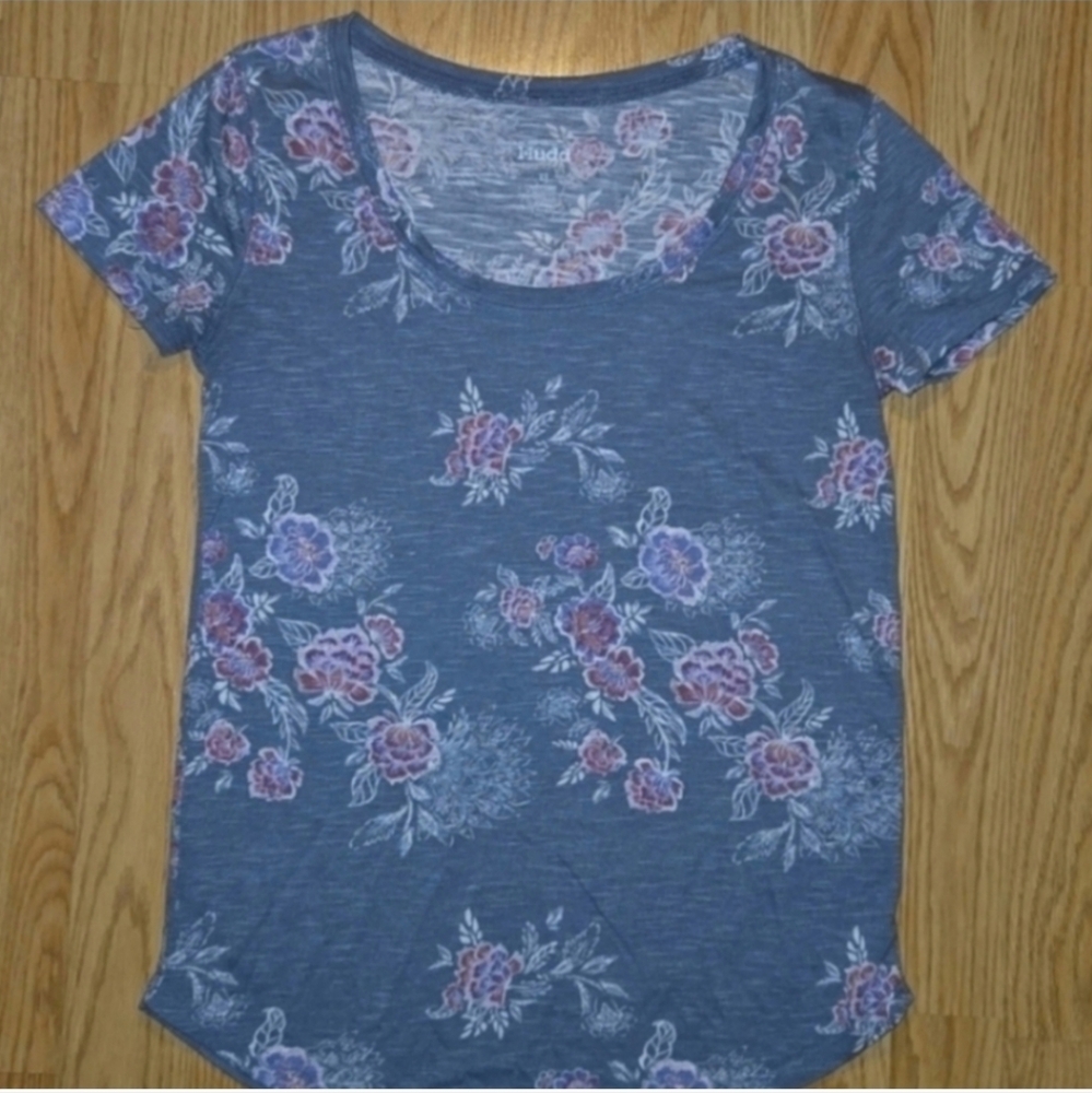 Junior's Mudd Floral Blue Short Sleeve Top